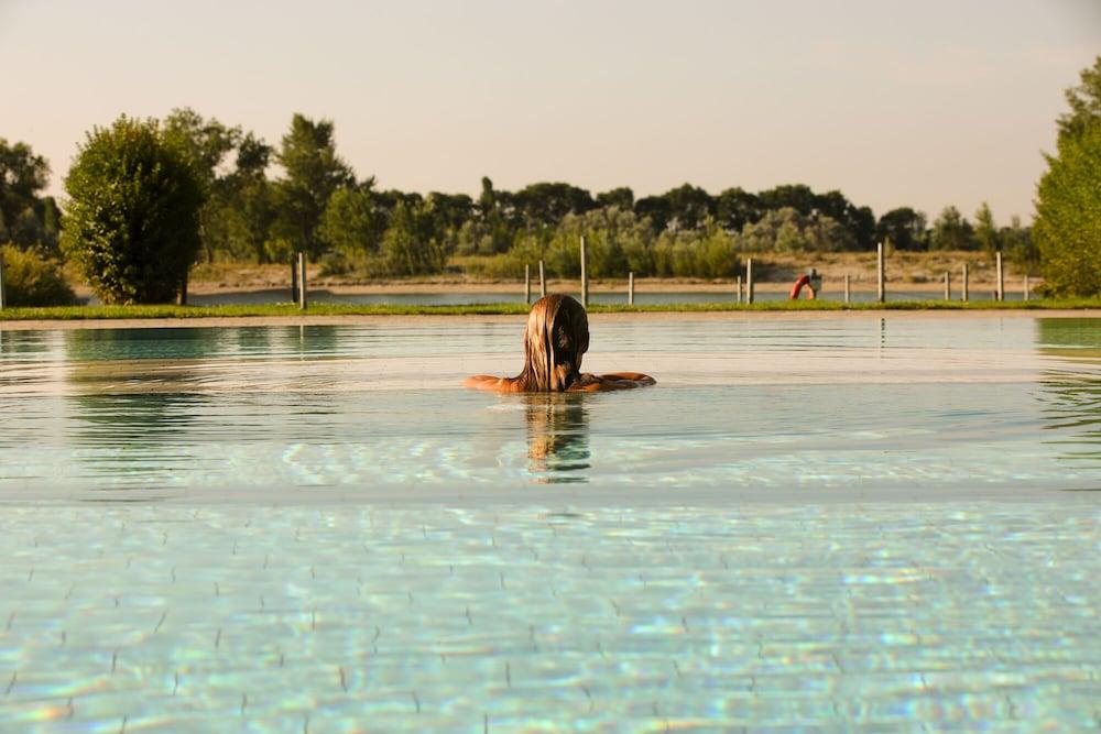St. Martins Therme & Lodge Frauenkirchen Esterno foto