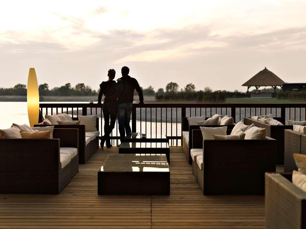 St. Martins Therme & Lodge Frauenkirchen Ristorante foto