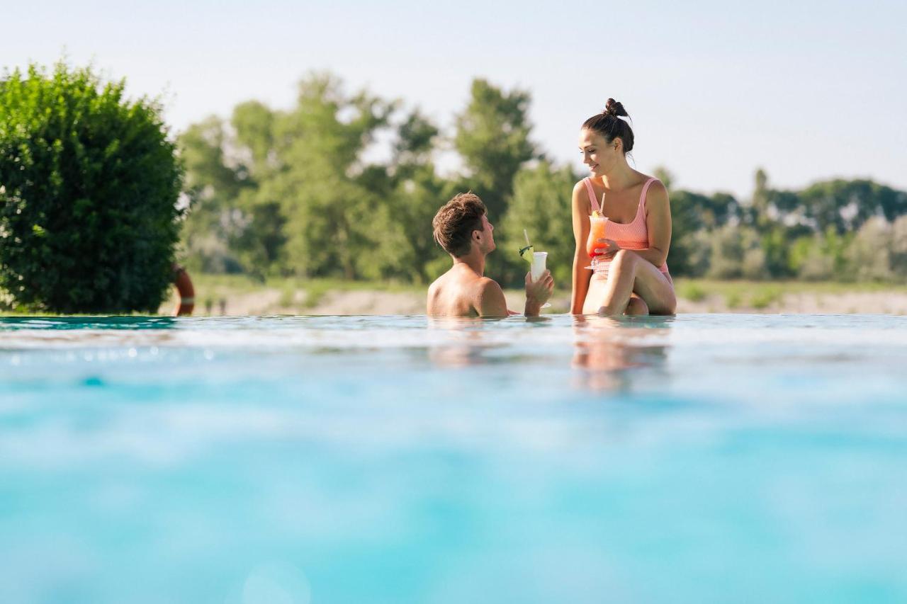 St. Martins Therme & Lodge Frauenkirchen Esterno foto