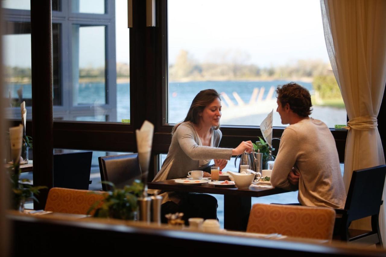 St. Martins Therme & Lodge Frauenkirchen Esterno foto